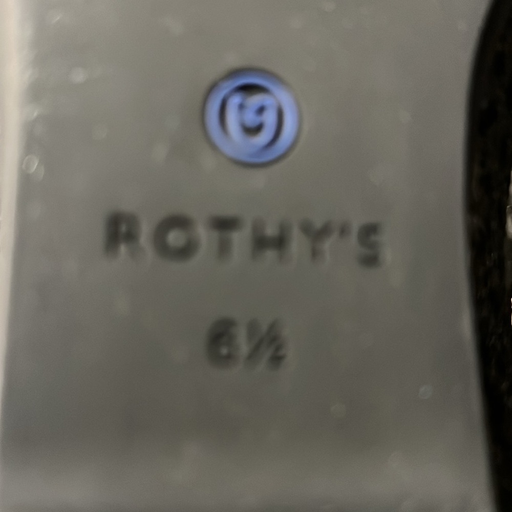 Rothy’s 6.5 Solid Black Flat with Honeycomb or waffle weave design - Picture 11 of 11